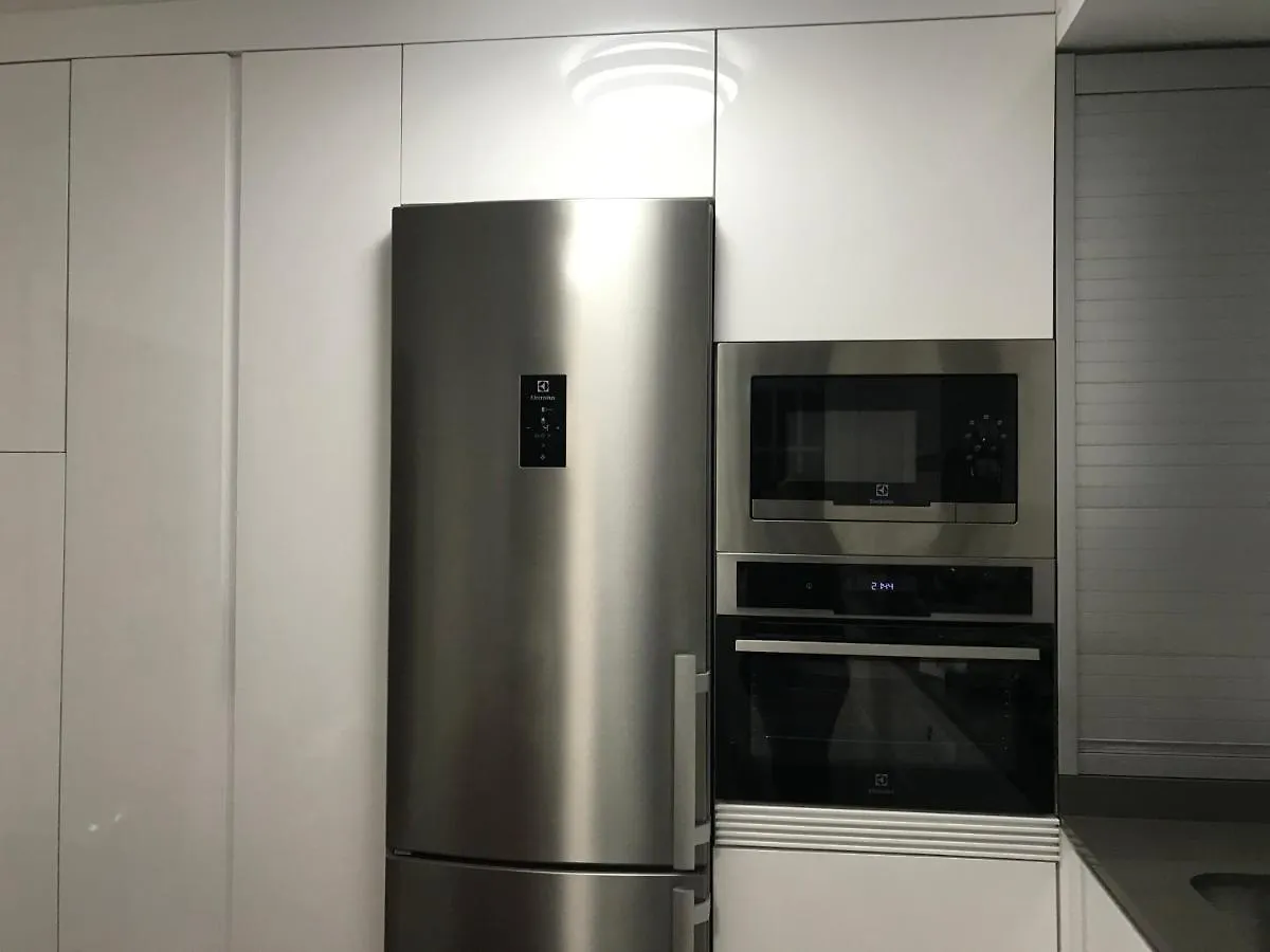 Apartamento Con Parking Gratis En El Centro, 2 Dormitorios Almería 0*,
