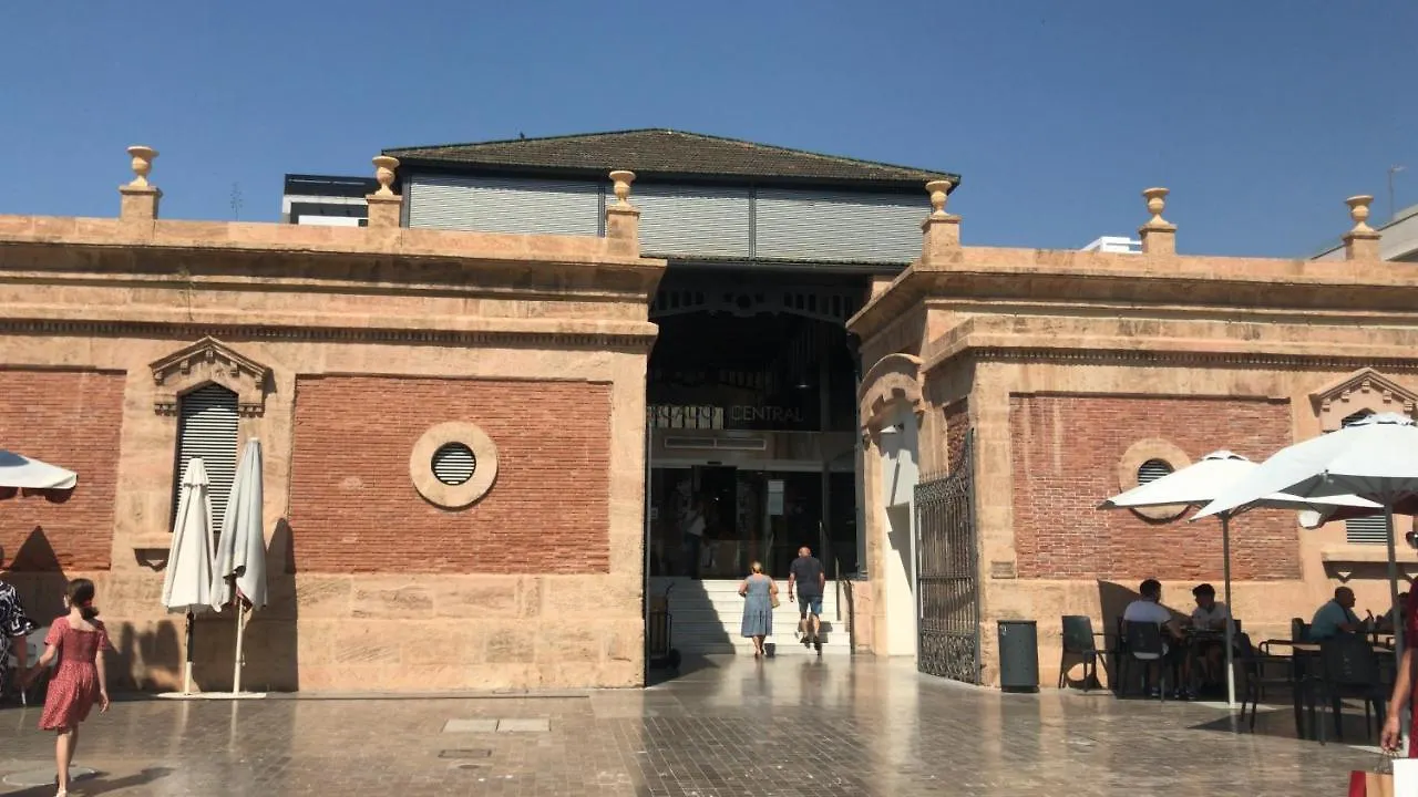 Apartamento Con Parking Gratis En El Centro, 2 Dormitorios Almería