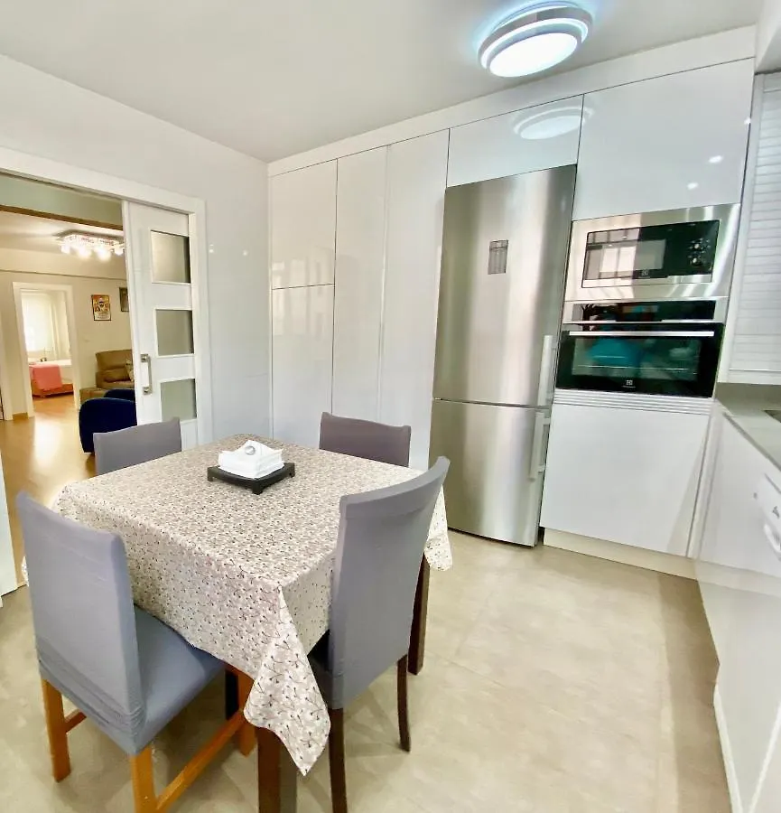 Apartamento Con Parking Gratis En El Centro, 2 Dormitorios Almeria Apartment